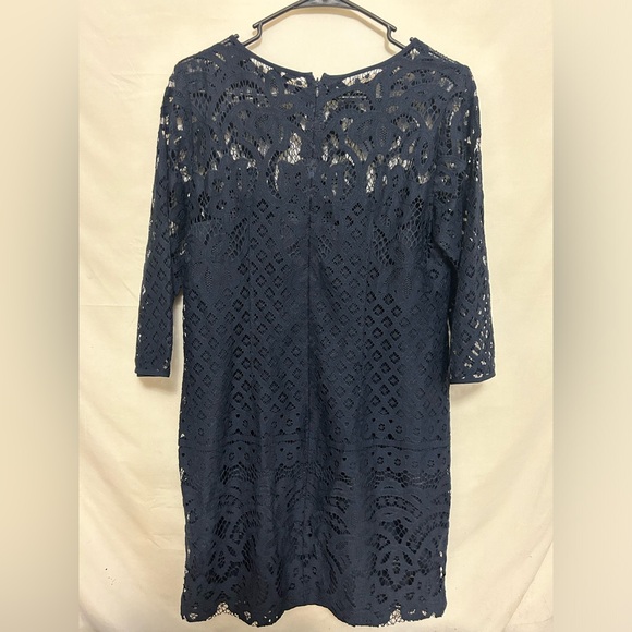 Loft Navy Shift Dress‎ with Lace Shell Size 4 - Picture 4 of 7